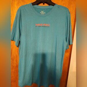 NIKE Short Sleeve Light Blue T-Shirt EUC Size Large/Tall